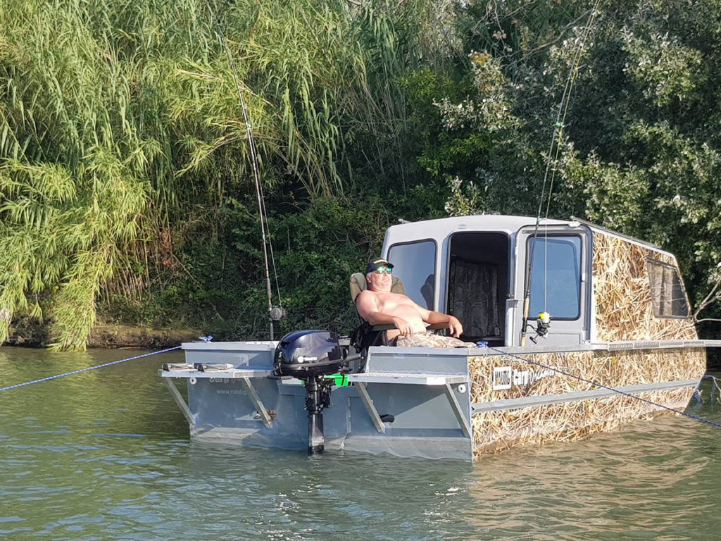 Obytná loď NAUTIG 20